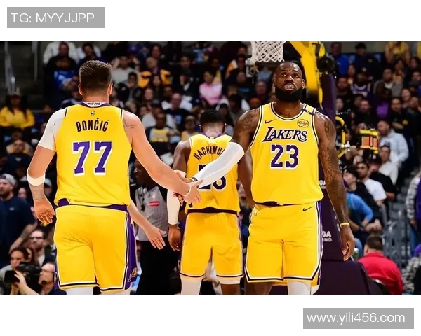 2018年掘金与湖人激战回顾：一场精彩绝伦的NBA对决盛宴