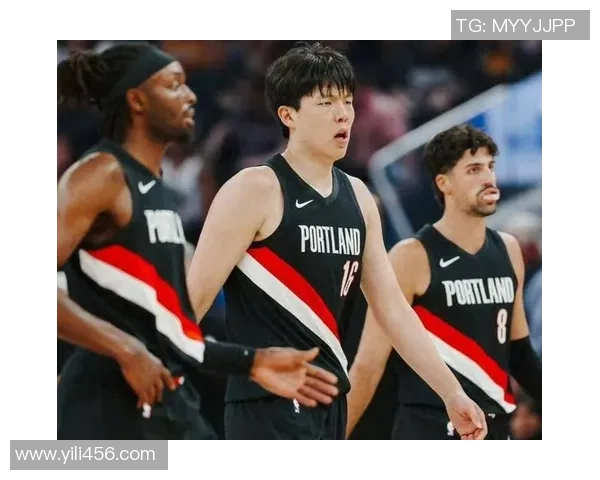 开拓者与勇士历史交锋战绩分析及近期表现对比 开拓者与勇士历史交锋战绩分析及近期表现对比